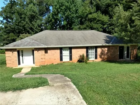 295 Forest Pl, Lawrenceville, GA 30046