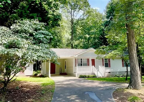 1161 Gardner Springs Rd SE, Adairsville, GA 30103