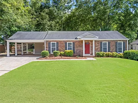 365 Norcross St, Roswell, GA 30075