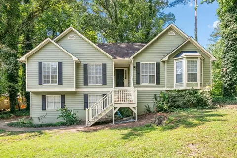 94 Park Ave W, Dallas, GA 30157