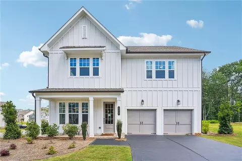 112 E Harbor Dr, Dawsonville, GA 30534