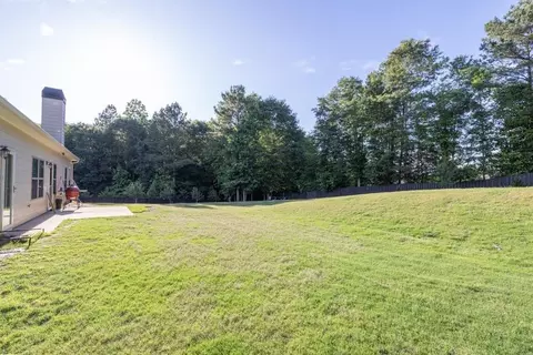 Exterior - 386 Summersong Pl, Talmo, GA 30575 photo 8 of 10