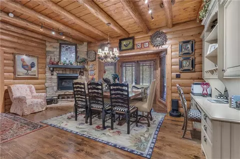 Dining - 14501 Woolsey Rd, Hampton, GA 30228 photo 2 of 4