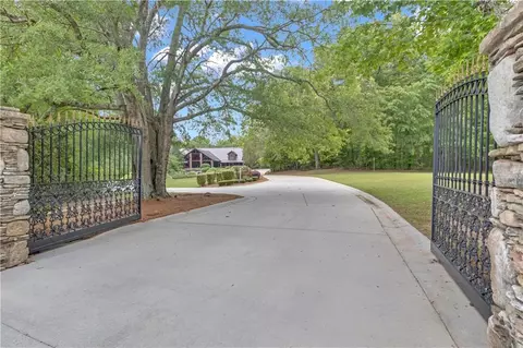 Exterior - 14501 Woolsey Rd, Hampton, GA 30228 photo 3 of 26