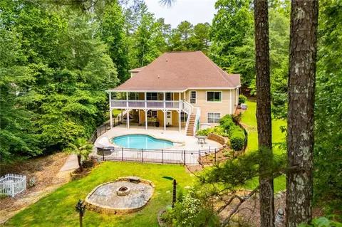 7392 N Mitchell Ct N, Villa Rica, GA 30180