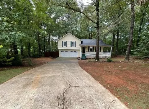 48 Glenhaven Ct, Douglasville, GA 30134