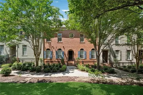 819 Perennial Dr, Atlanta, GA 30328