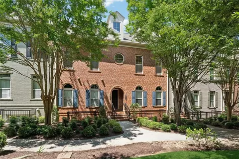 819 Perennial Dr, Atlanta, GA 30328