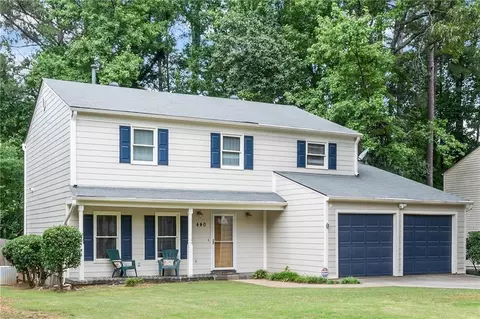 440 Barrington Dr W, Roswell, GA 30076
