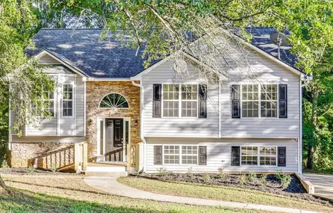 733 Wesley Chapel Rd, Villa Rica, GA 30180