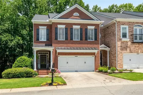 3401 Village Green Dr, Roswell, GA 30075