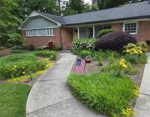 2628 Tanglewood Rd, Decatur, GA 30033