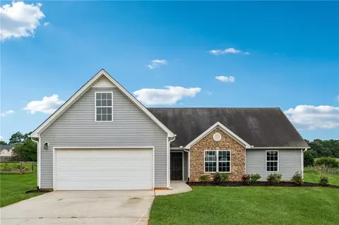 206 Ballast Trl, Winder, GA 30680
