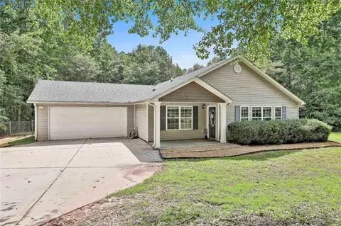 2551 Luther Bailey Rd, Senoia, GA 30276