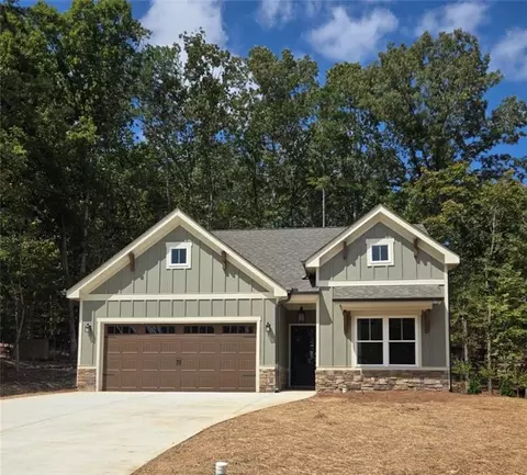 129 Indian Oak Dr, Waleska, GA 30183