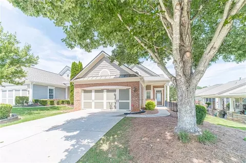 6260 Brookside Ln, Hoschton, GA 30548