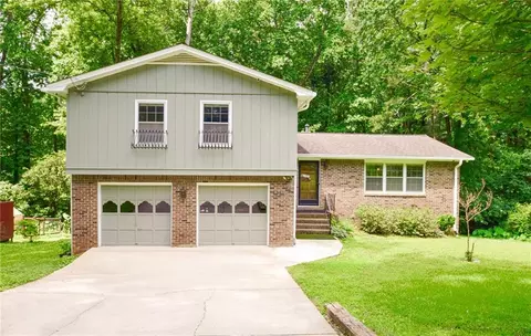 3409 Shorelake Dr, Tucker, GA 30084