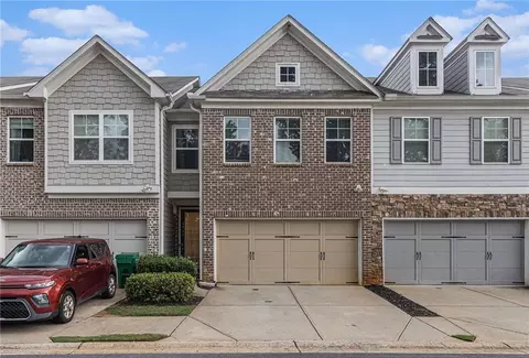 3931 Fireoak Dr, Decatur, GA 30032