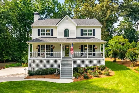 2401 Stockton Dr, Marietta, GA 30066