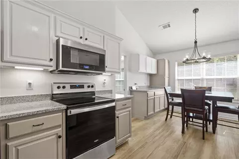 4048 Fairmont St, Gainesville, GA 30506