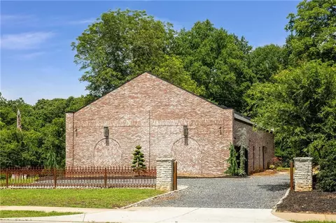 538 Main St, Palmetto, GA 30268