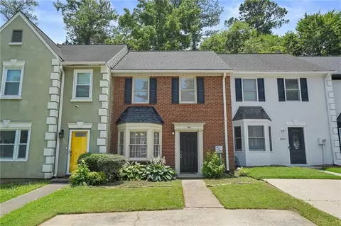 2941 Governors Ct, Marietta, GA 30066
