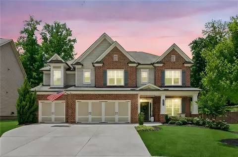 4972 Park Vale Dr, Sugar Hill, GA 30518