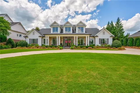 2816 Oconee Springs Dr, Statham, GA 30666