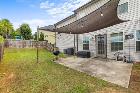 Exterior - 506 Highpoint Cir, Winder, GA 30680 photo 5 of 5