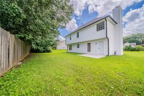 Exterior - 5916 Farmbrook Ln, Rex, GA 30273 photo 6 of 8