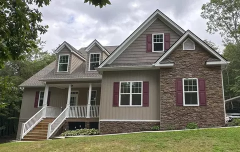 48 Narrow Ln, Dahlonega, GA 30533