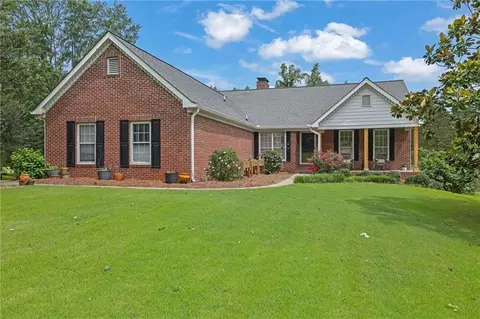 3992 Spot Rd, Cumming, GA 30040