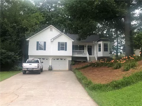 224 Hawkins Farm Cir, Ball Ground, GA 30107