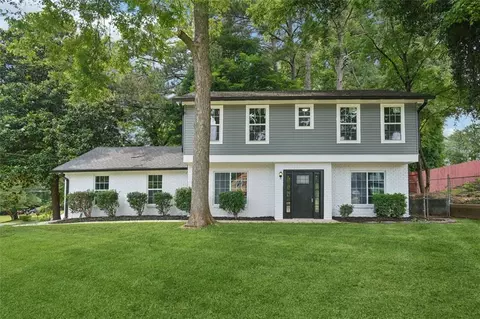 2079 Wellborn Rd, Lithonia, GA 30058