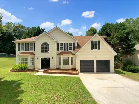 5159 Round Table Dr, Ellenwood, GA 30294