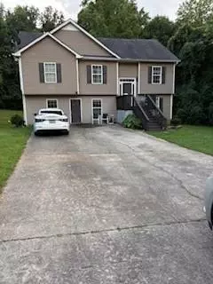 120 Alfred Dr, Carrollton, GA 30116