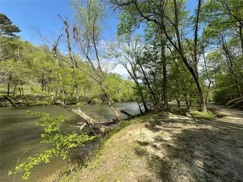 241 Cherokee Dr, Ellijay, GA 30540
