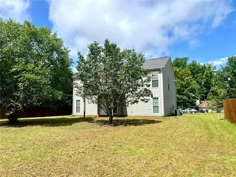 Exterior - 203 Galway Ln, Hampton, GA 30228 photo 8 of 11