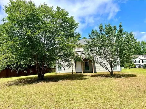 Exterior - 203 Galway Ln, Hampton, GA 30228 photo 9 of 11