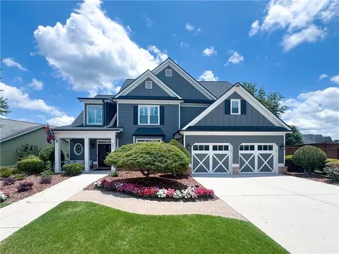 3804 Bay Orchard Ln, Loganville, GA 30052