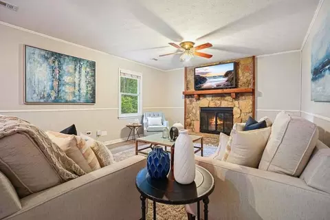 588 Benson Hurst Dr, Mableton, GA 30126