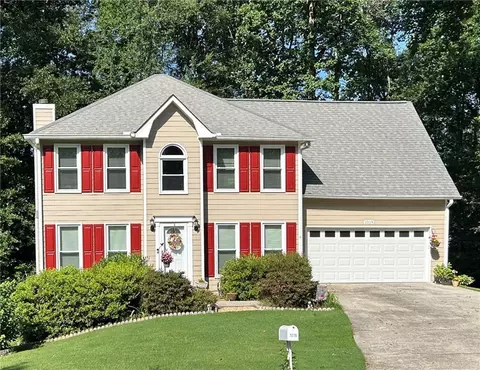 1019 Wolf Springs Ct, Lawrenceville, GA 30043