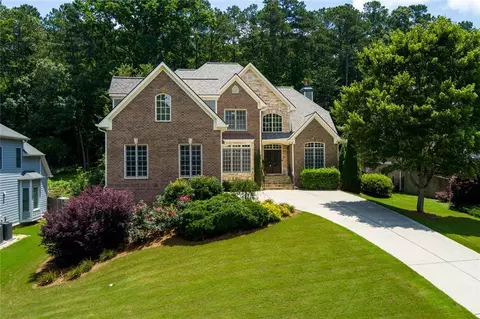 650 Chestatee Creek Dr NW, Acworth, GA 30101