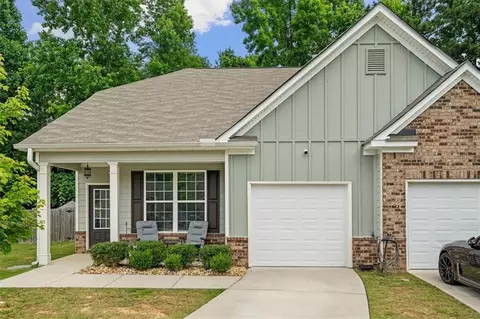 560 Vandenburg Dr, Villa Rica, GA 30180