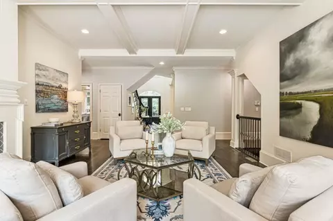 Living - 330 White Columns Ct, Milton, GA 30004 photo 2 of 4
