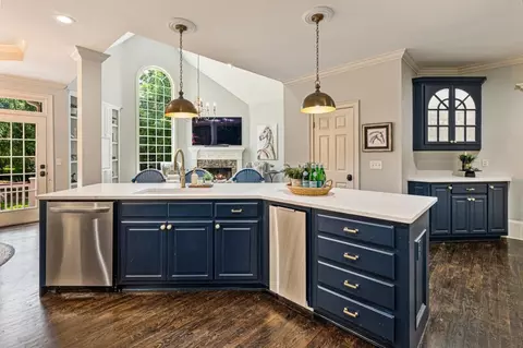 Kitchen - 330 White Columns Ct, Milton, GA 30004 photo 3 of 7