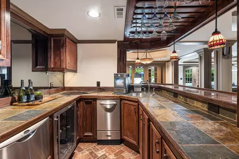 Kitchen - 330 White Columns Ct, Milton, GA 30004 photo 7 of 7