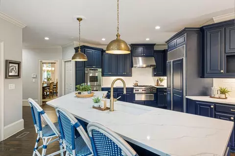 Kitchen - 330 White Columns Ct, Milton, GA 30004 photo 5 of 7