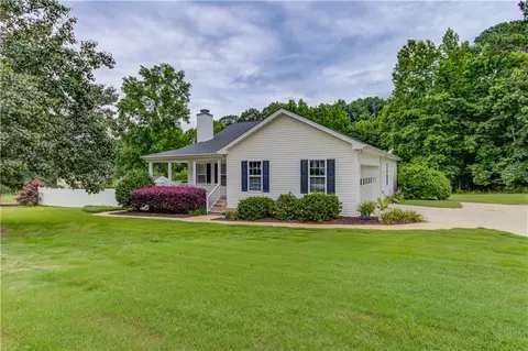 212 Monte Ln, Jefferson, GA 30549