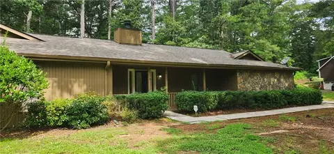 4525 N Landing Dr, Marietta, GA 30066